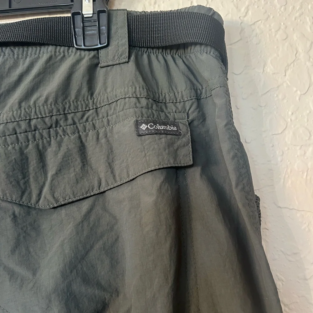 Columbia Men's Dark green Cargo Pants - Picture 3 of 5